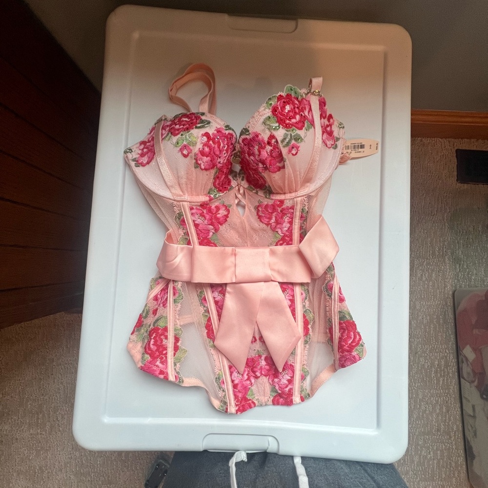 Victoria's Secret Pink and Red Floral Bra